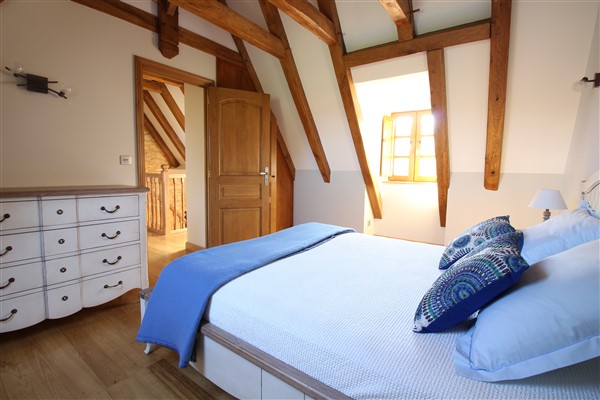 bedroom(600 x 400)